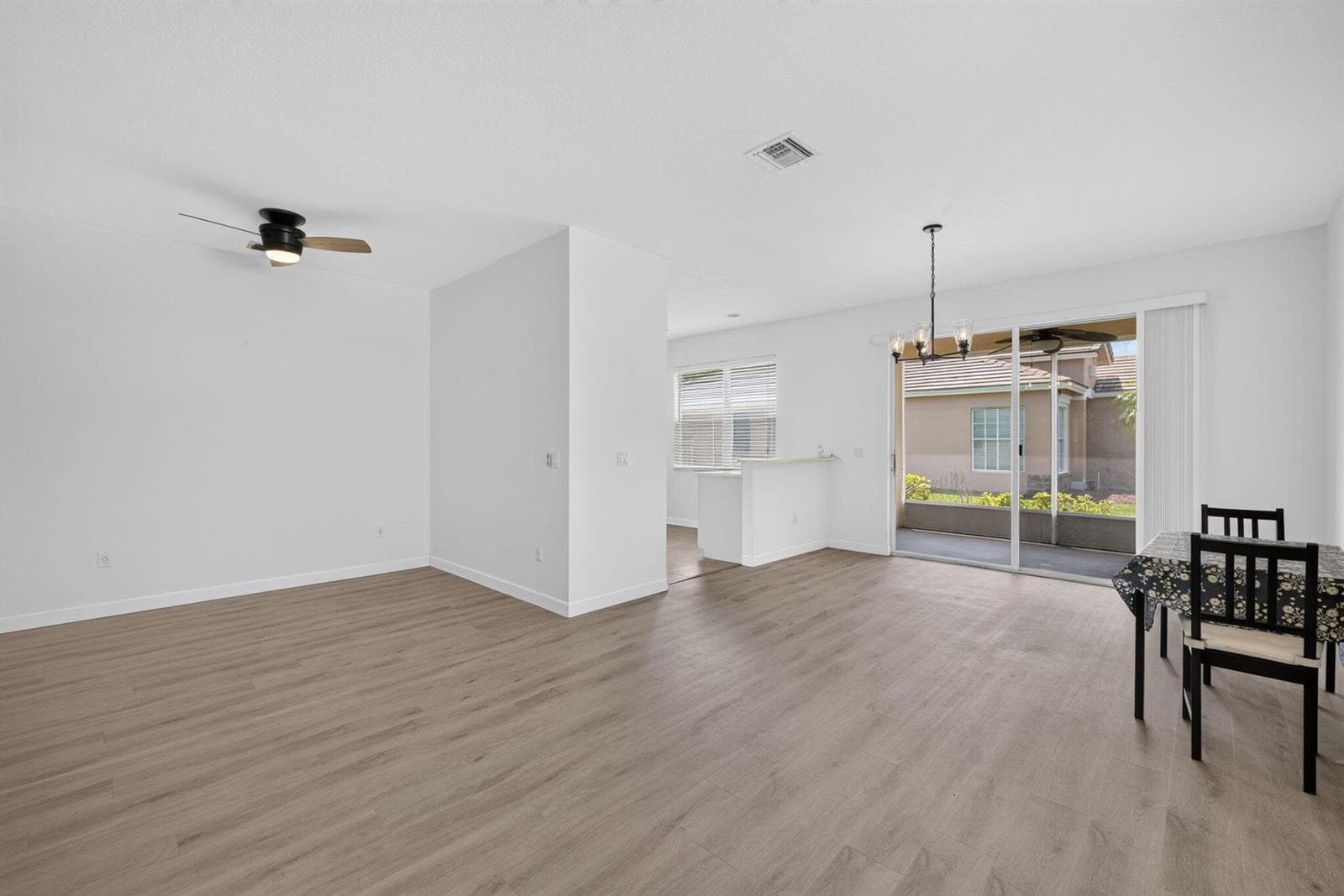 9801 SW Glenbrook Drive, Port St. Lucie, FL 34987 — zdjęcie 3