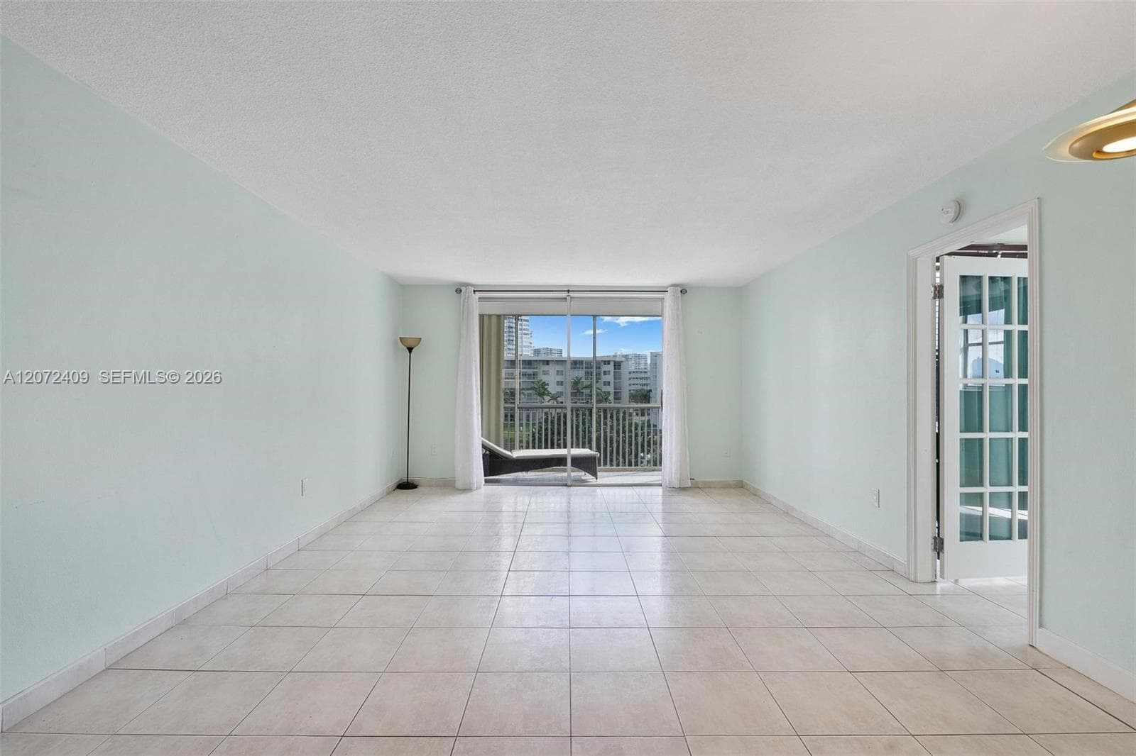 2903 Point East Dr # K414, Aventura, FL 33160 — zdjęcie 5