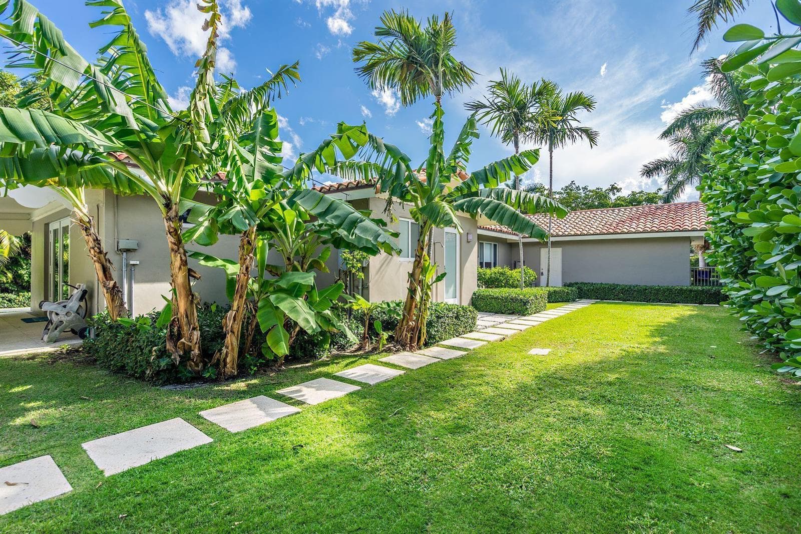 157 Worth Court N, West Palm Beach, FL 33405 — zdjęcie 2
