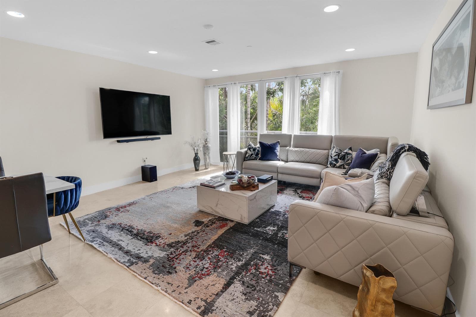 814 NE 19TH Avenue, Fort Lauderdale, FL 33304 — zdjęcie 3