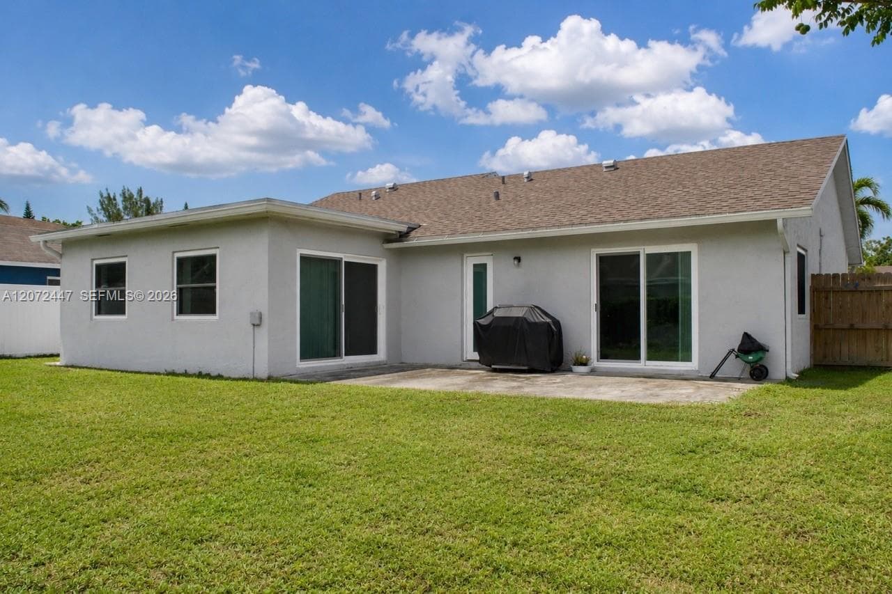 2001 SW 87th Ave, North Lauderdale, FL 33068 — zdjęcie 3