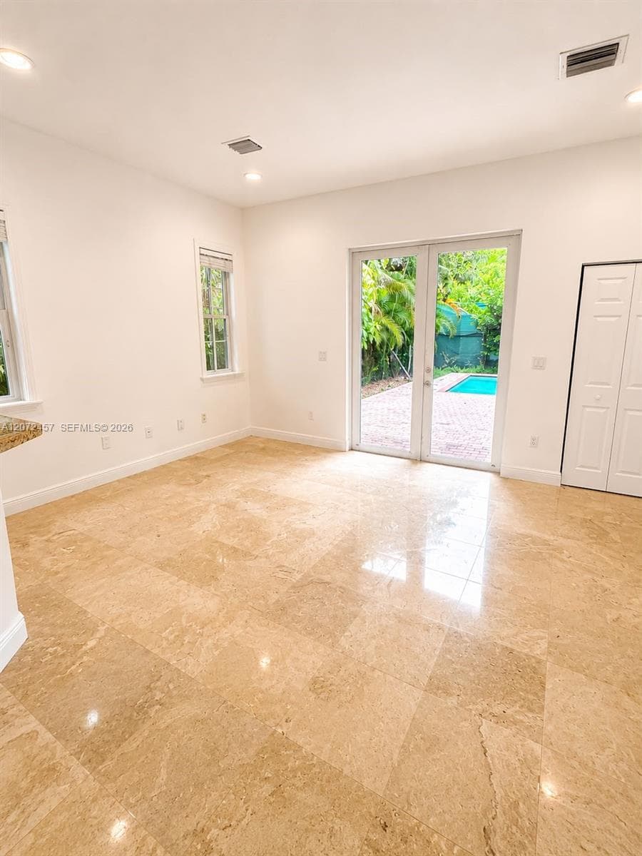 2286 SW 16th Ct # 2286, Miami, FL 33145 — zdjęcie 5