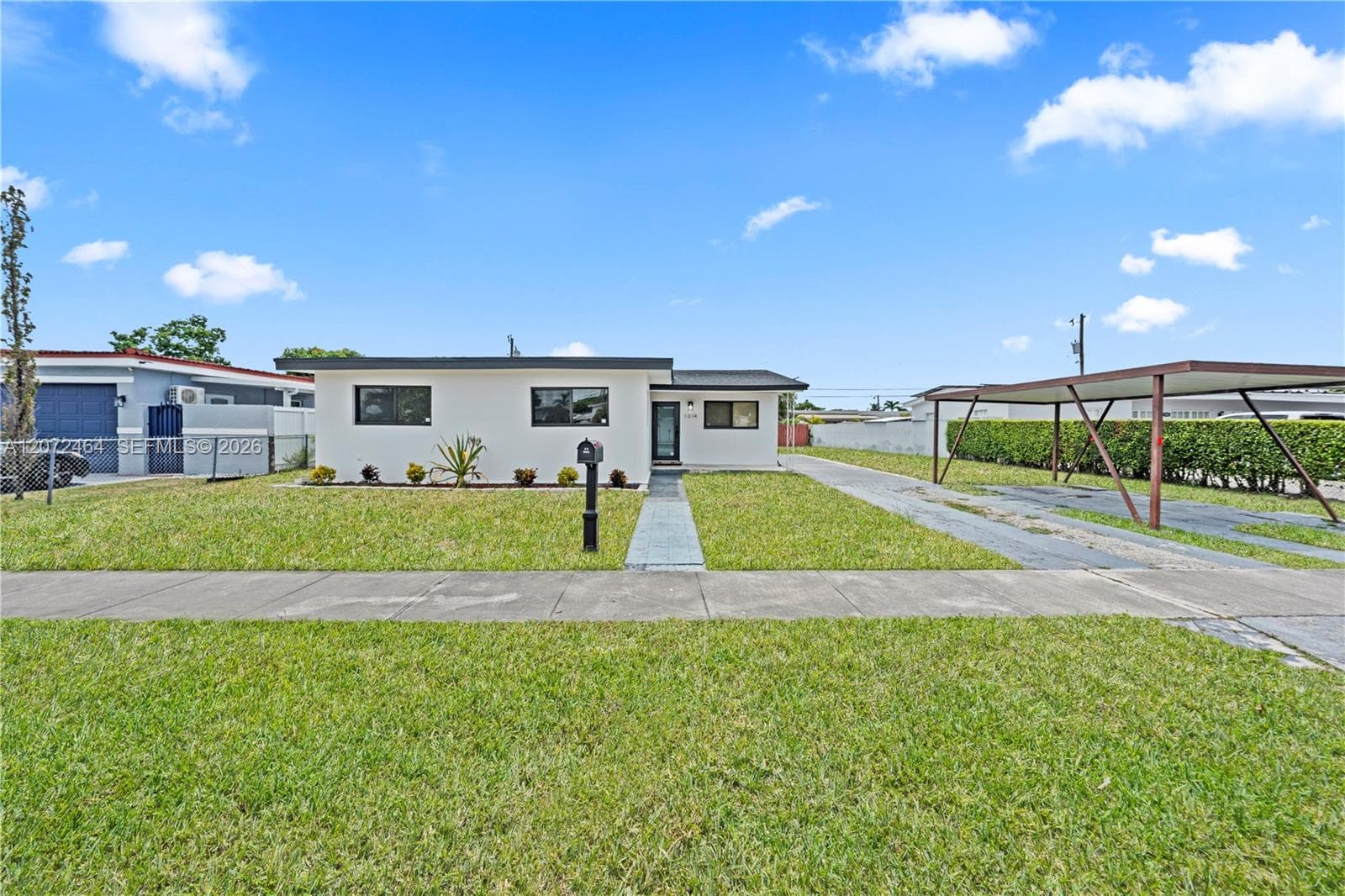 1014 W 66th St, Hialeah, FL 33012