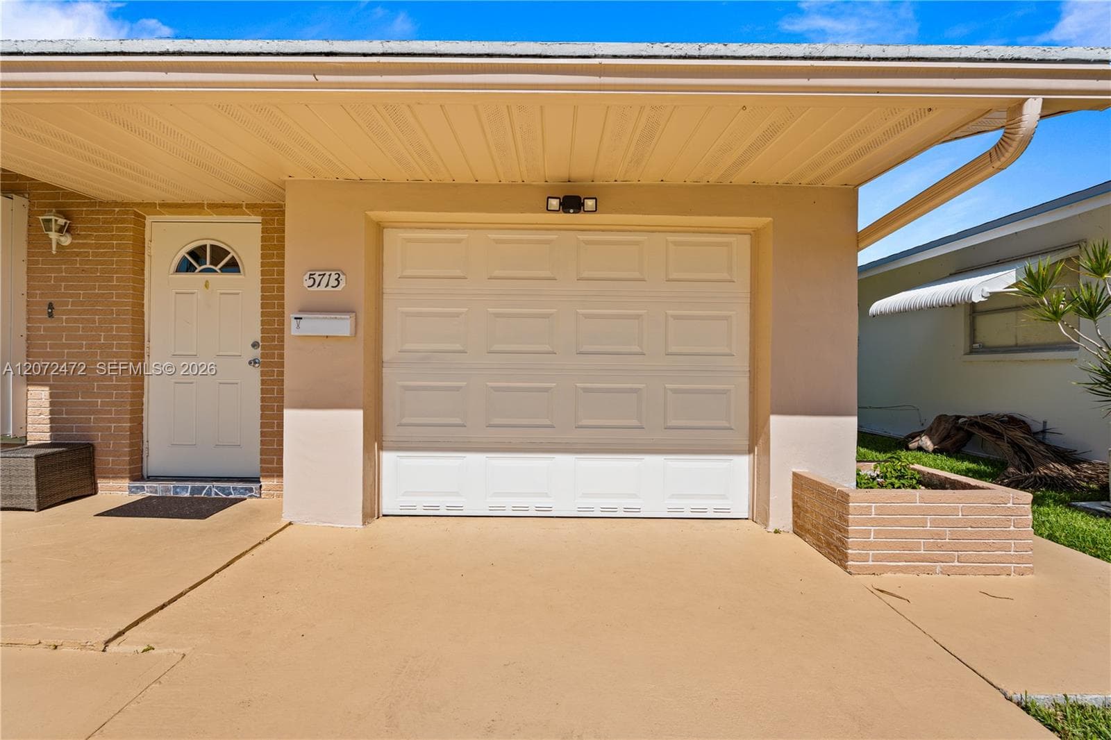 5713 NW 68th Ter, Tamarac, FL 33321 — zdjęcie 4