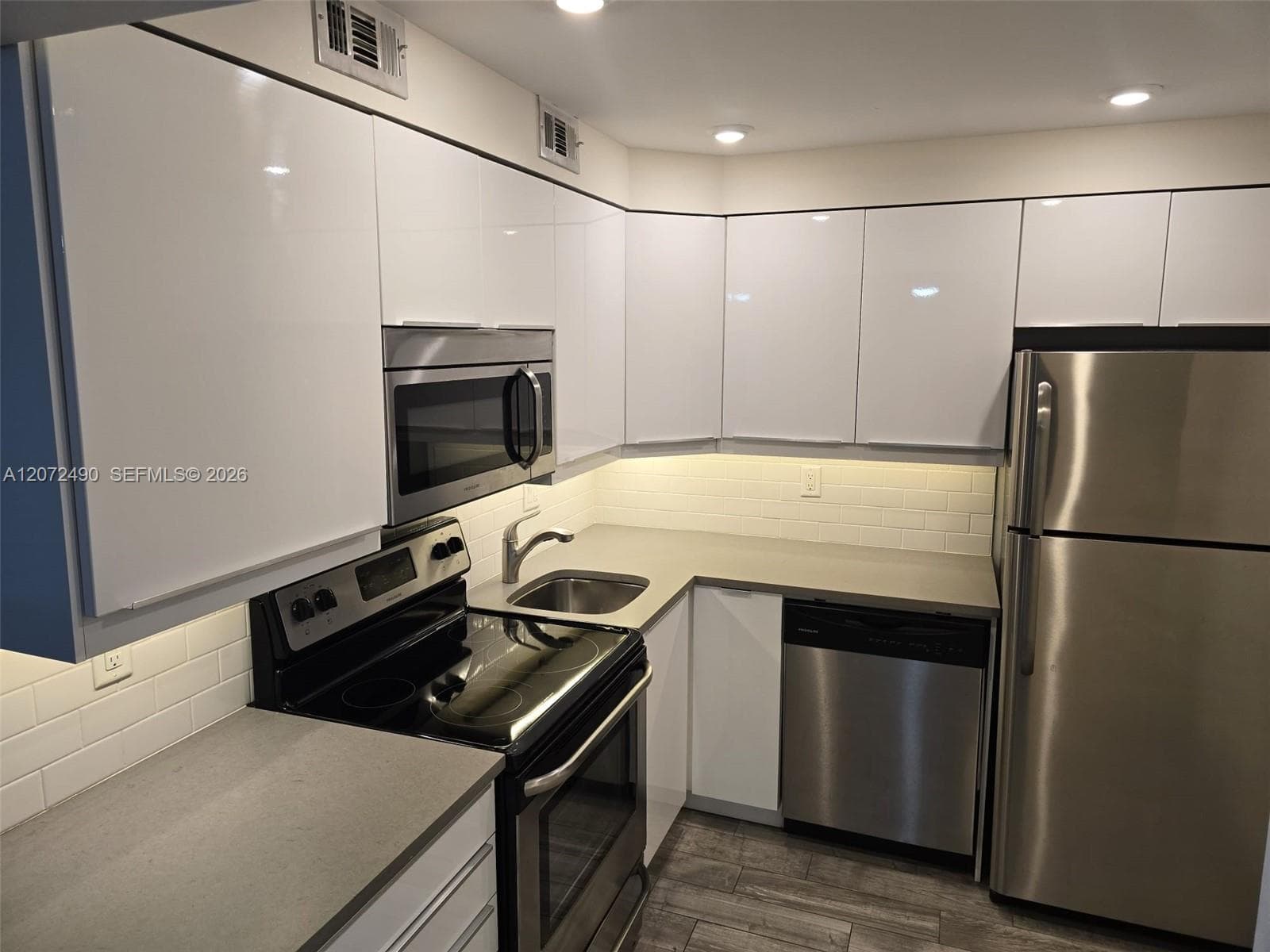 470 NW 20th St # 201, Boca Raton, FL 33431 — zdjęcie 4