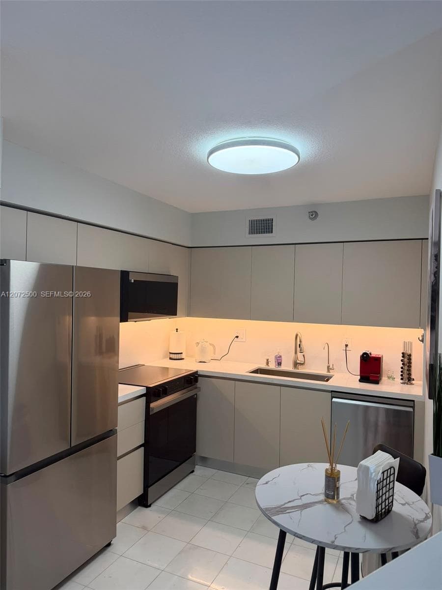 3400 NE 192nd St # 511, Aventura, FL 33180 — zdjęcie 2