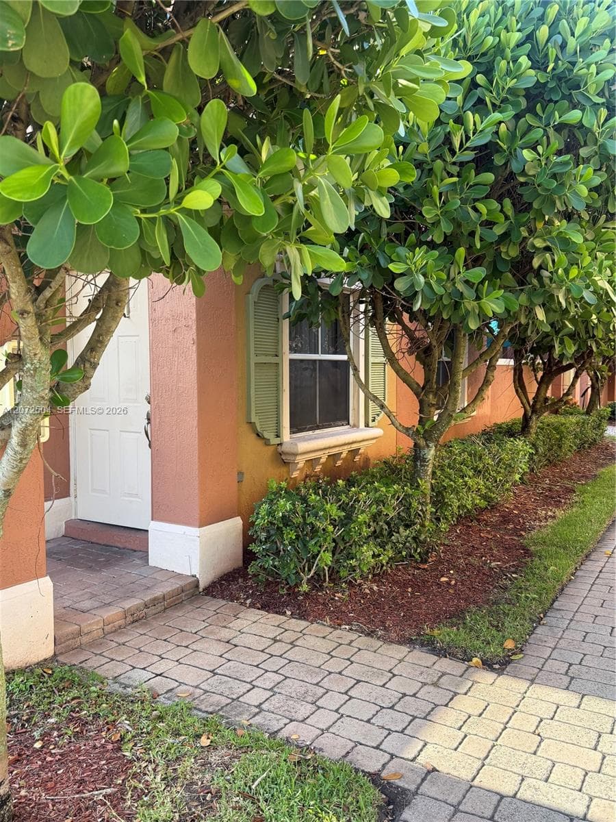700 SW 106th Ave # 2007, Pembroke Pines, FL 33025 — zdjęcie 3