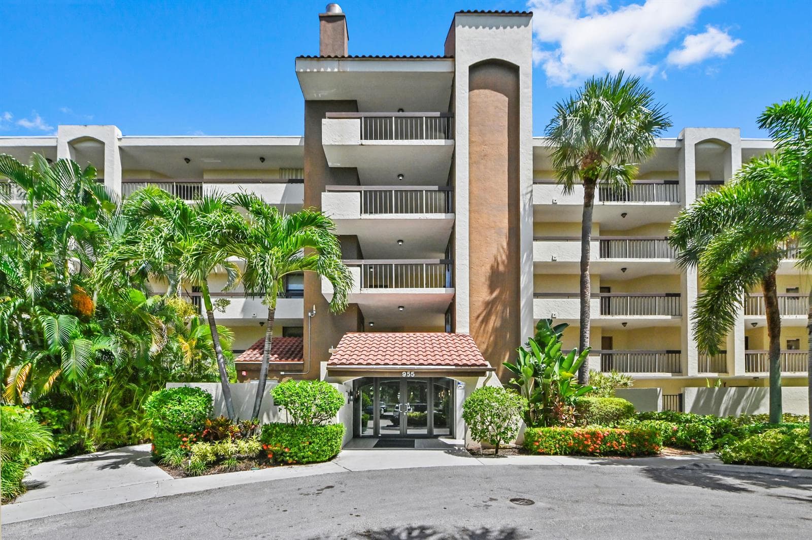 955 Egret Circle # 408, Delray Beach, FL 33444