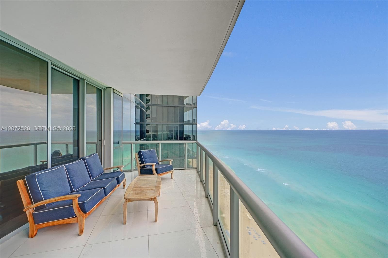 17121 Collins Ave # 3206, Sunny Isles Beach, FL 33160 — zdjęcie 2