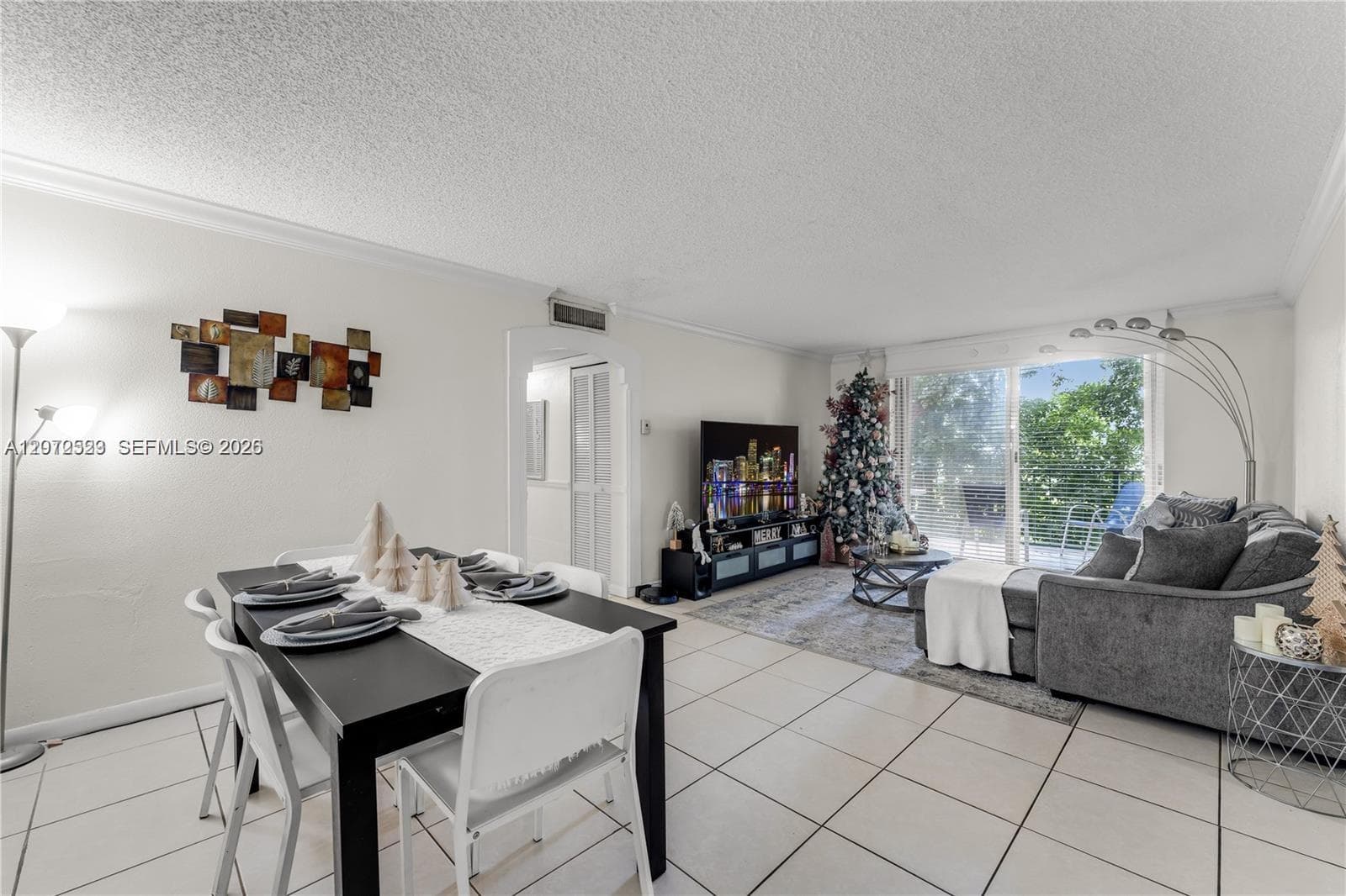 9320 Fontainebleau Blvd # 215, Miami, FL 33172 — zdjęcie 4