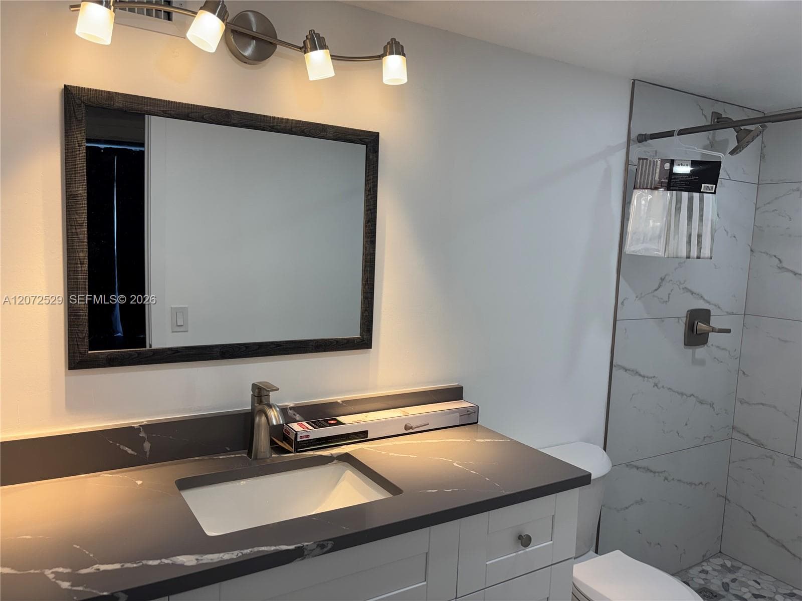 701 Three Islands Blvd # 320, Hallandale Beach, FL 33009 — zdjęcie 3