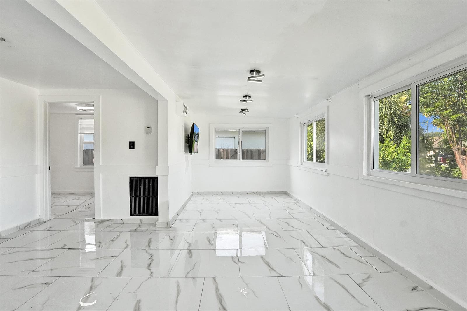 7936 TERRACE Road, Lake Worth, FL 33462 — zdjęcie 2