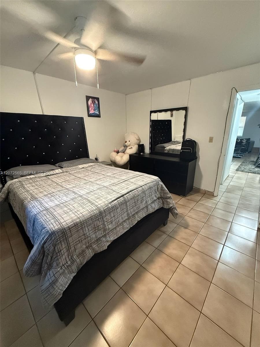 4655 Palm Ave # 209, Hialeah, FL 33012 — zdjęcie 3