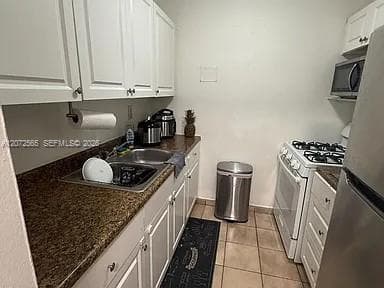 4655 Palm Ave # 209, Hialeah, FL 33012 — zdjęcie 5