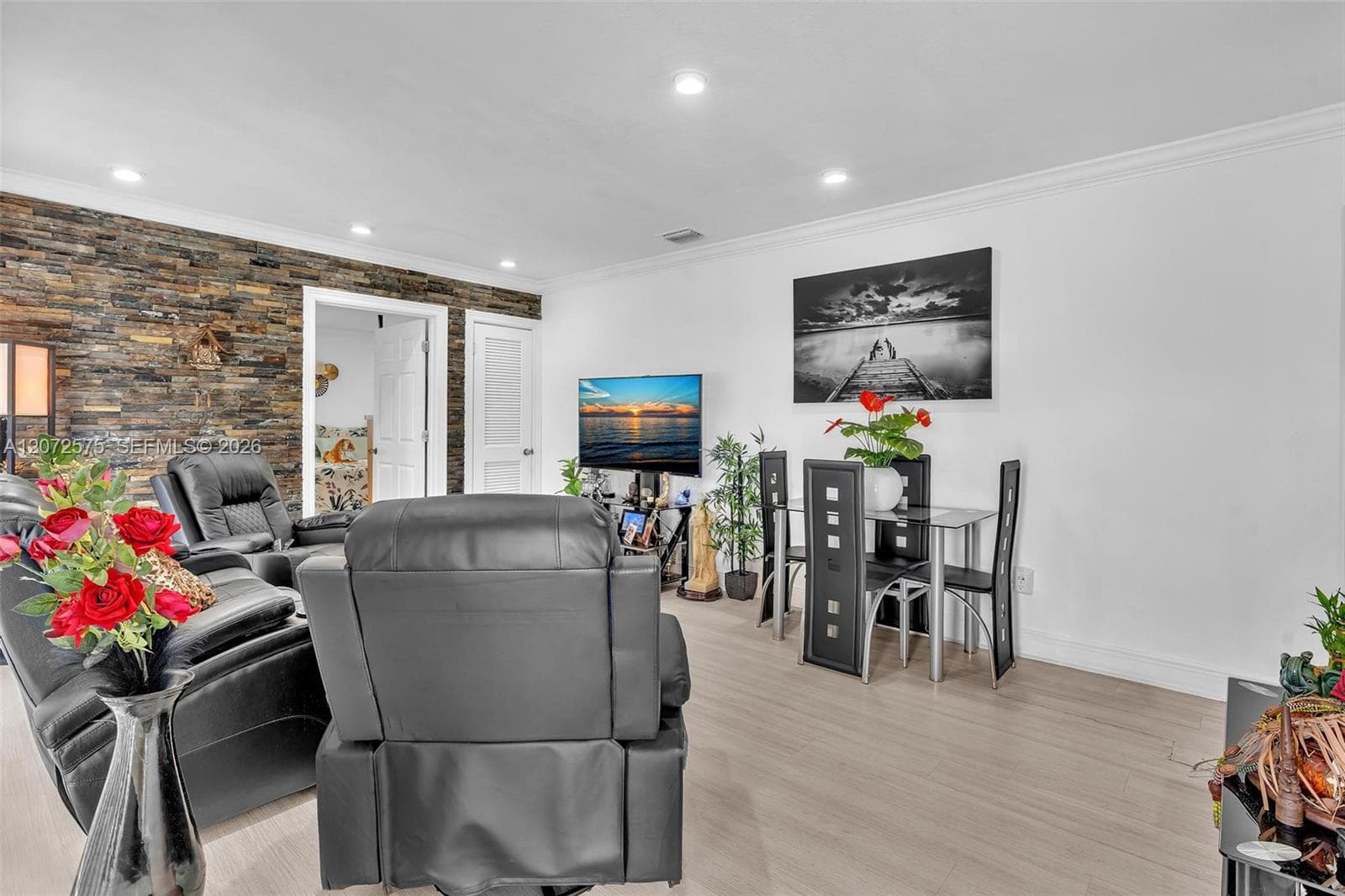 340 W 55th St, Hialeah, FL 33012 — zdjęcie 4