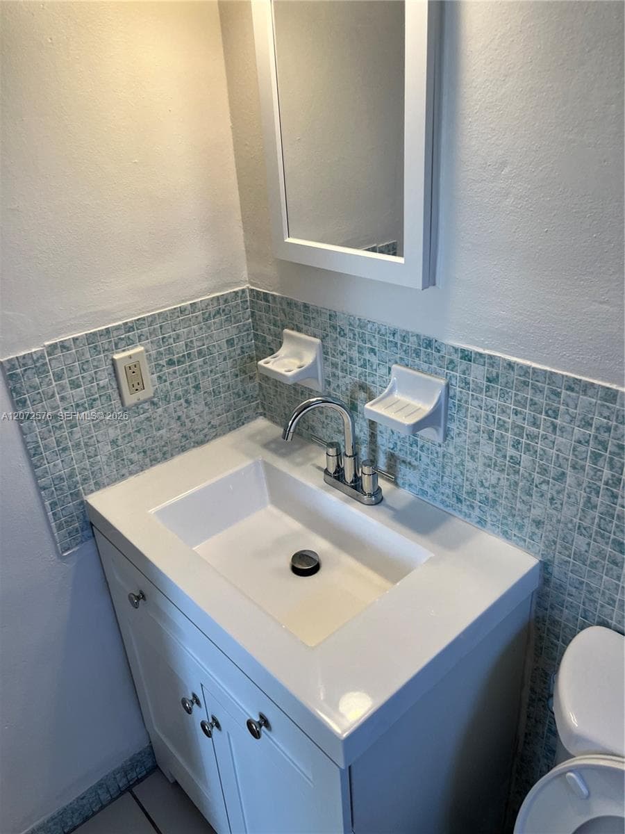 12905 Arch Creek Rd # 8, North Miami, FL 33161 — zdjęcie 5