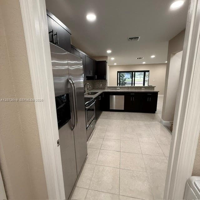 19229 E Lake Dr, Hialeah, FL 33015 — zdjęcie 5