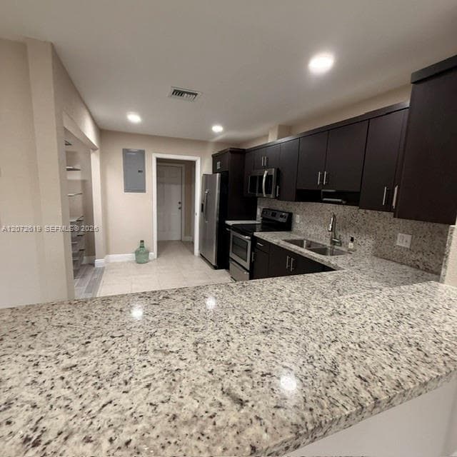19229 E Lake Dr, Hialeah, FL 33015 — zdjęcie 4
