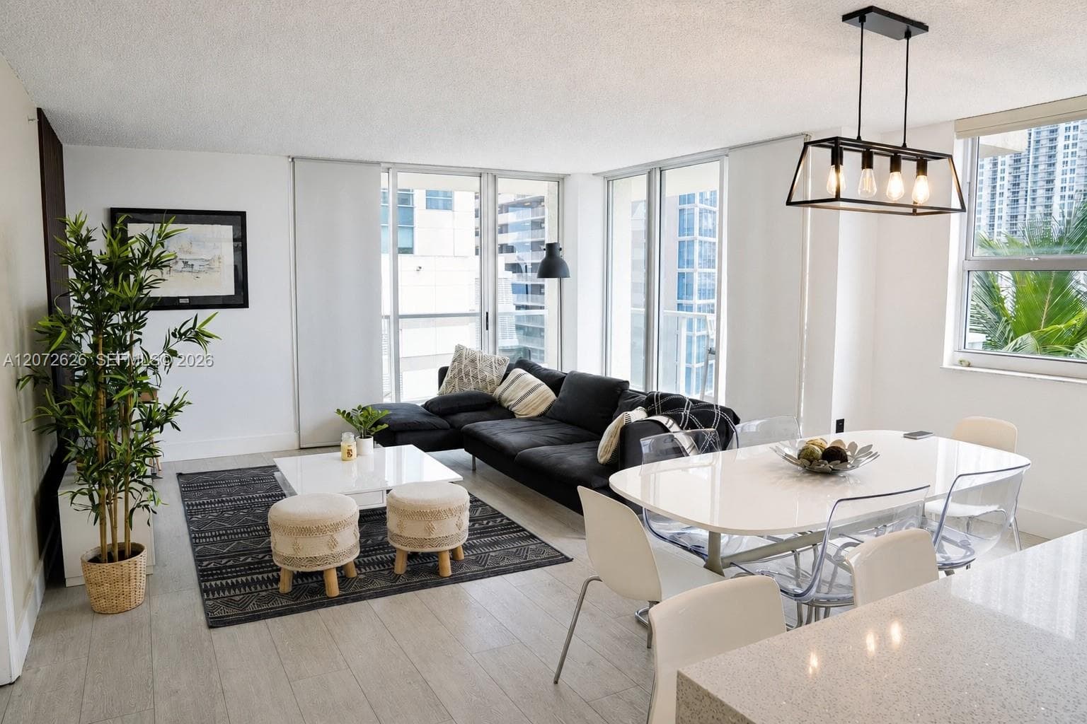 1155 Brickell Bay Dr # 902, Miami, FL 33131 — zdjęcie 2