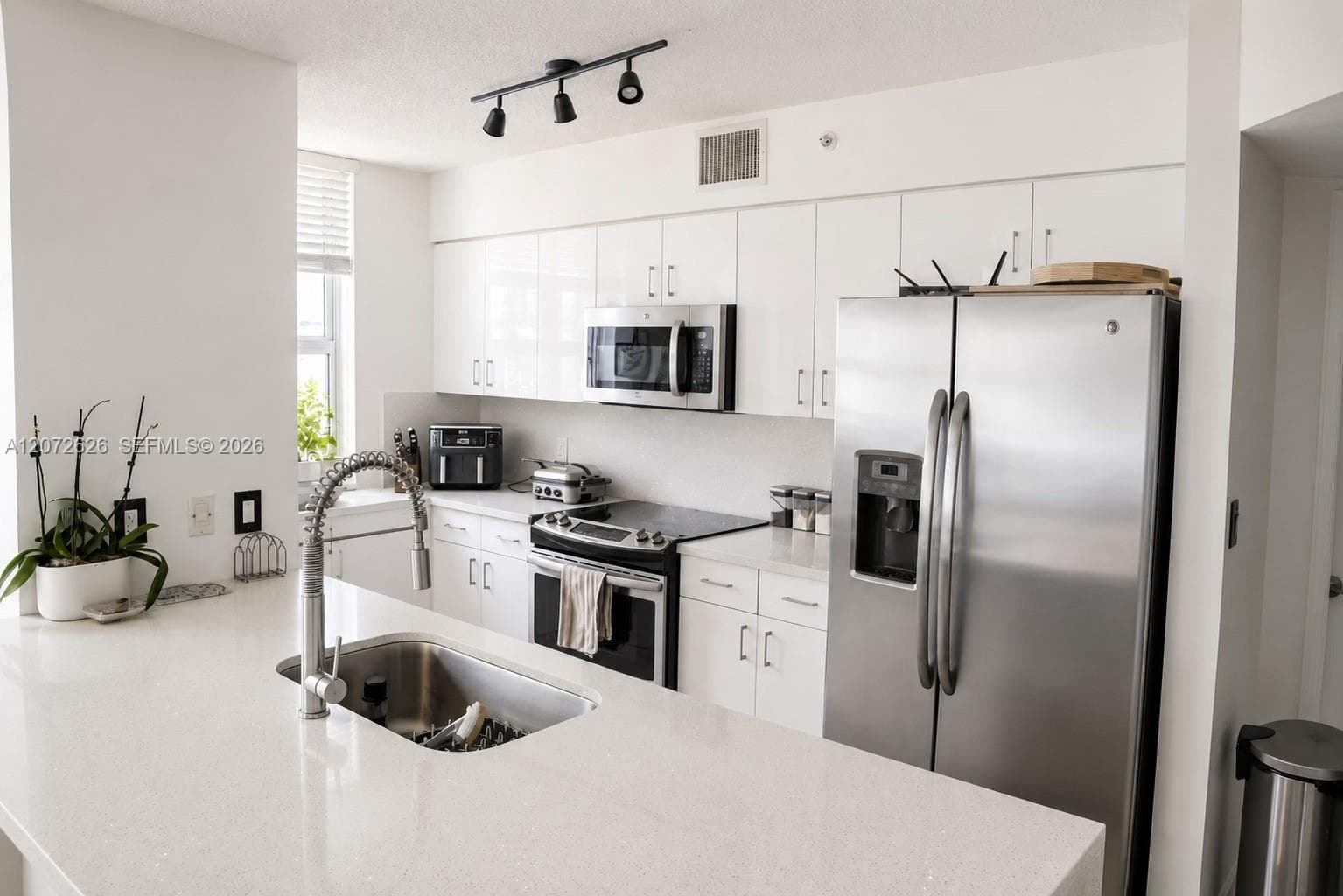 1155 Brickell Bay Dr # 902, Miami, FL 33131 — zdjęcie 4