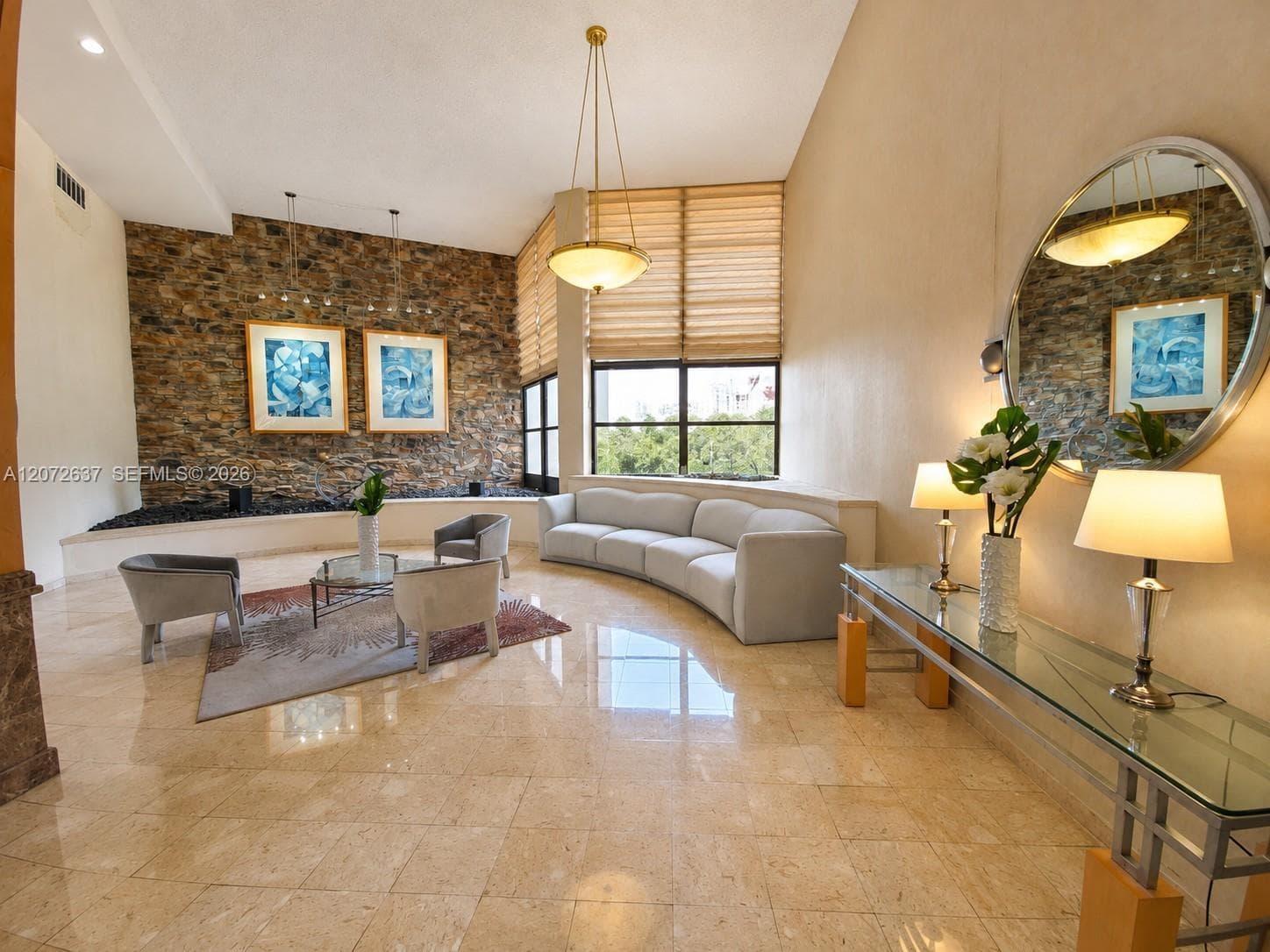 600 Parkview Dr # 224, Hallandale Beach, FL 33009 — zdjęcie 2