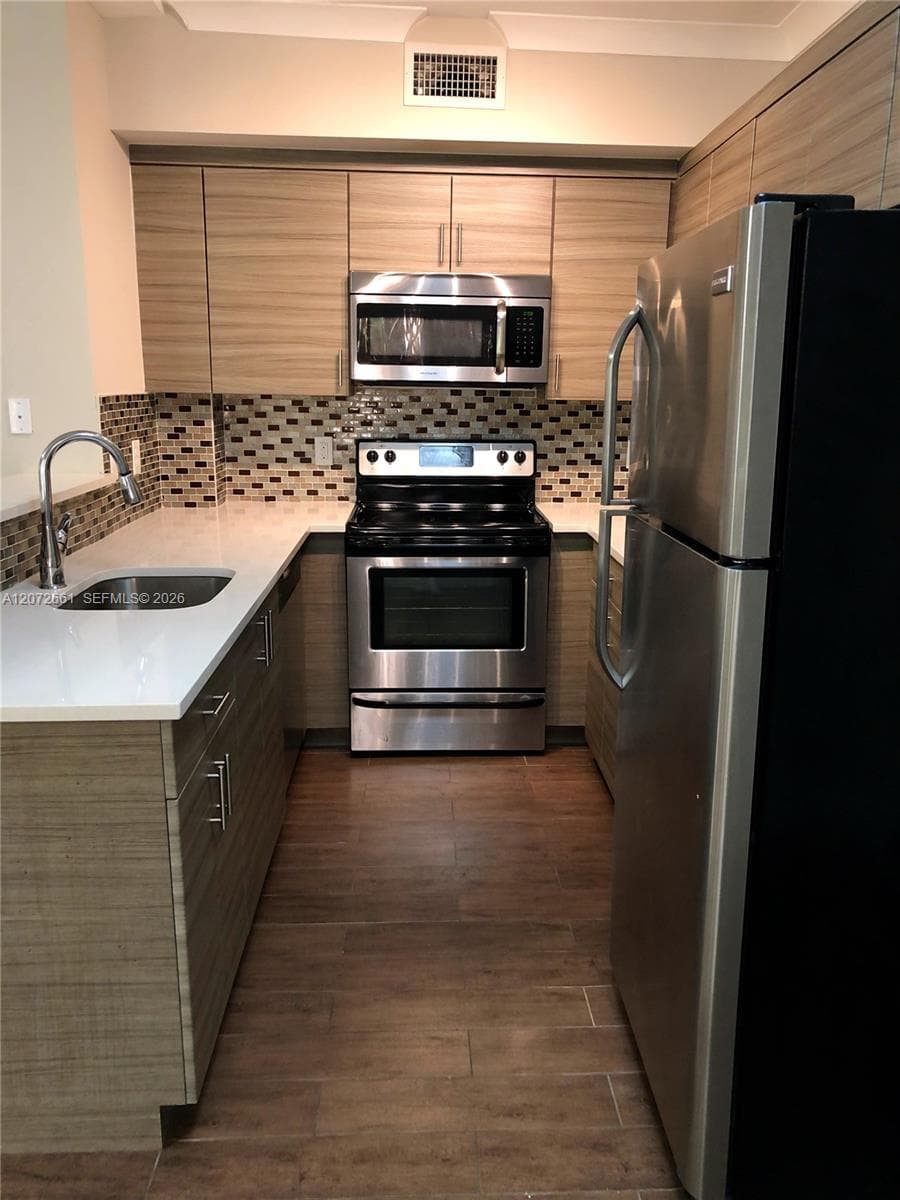 222 Sidonia Ave # 12, Coral Gables, FL 33134