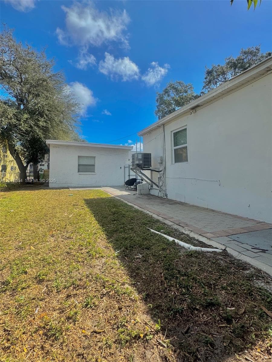 12906 NE 6th Ave # 6, North Miami, FL 33161 — zdjęcie 3