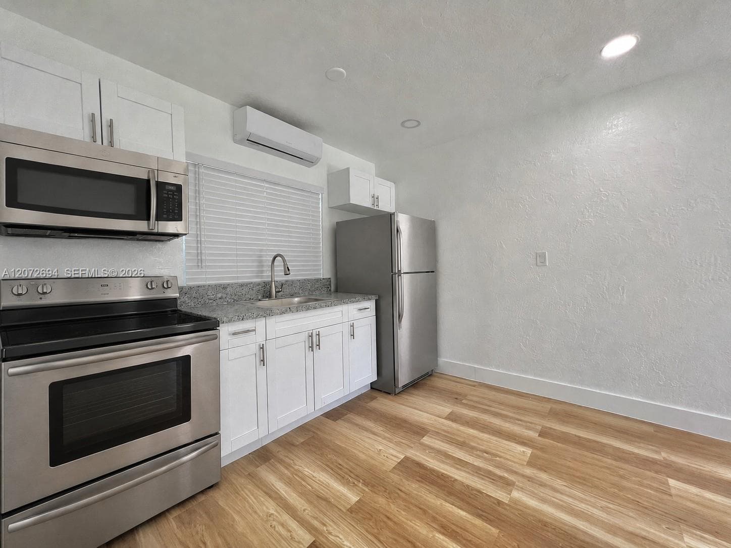 12906 NE 6th Ave # 6, North Miami, FL 33161 — zdjęcie 4