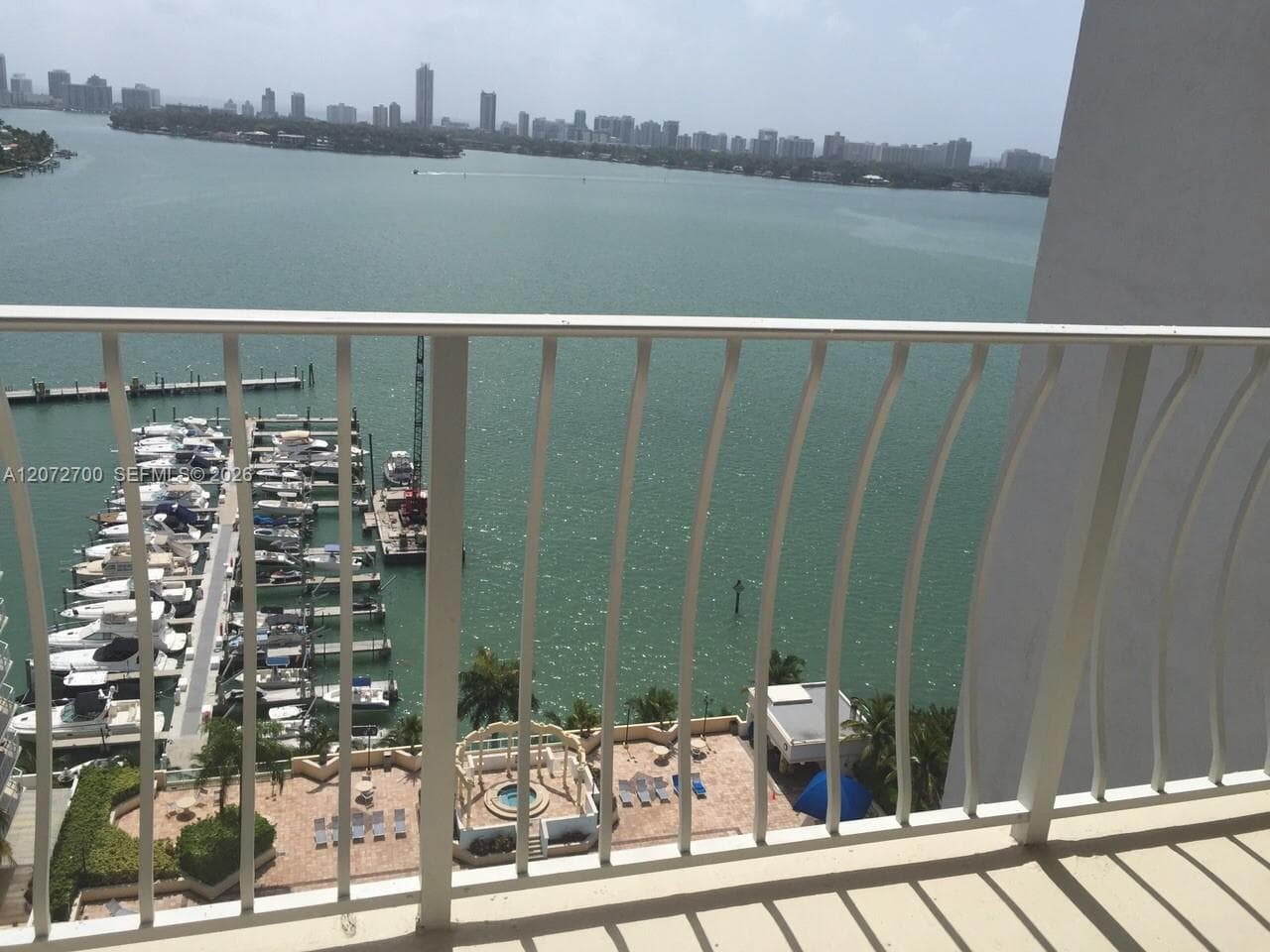 7601 E TREASURE DR # 2008, North Bay Village, FL 33141