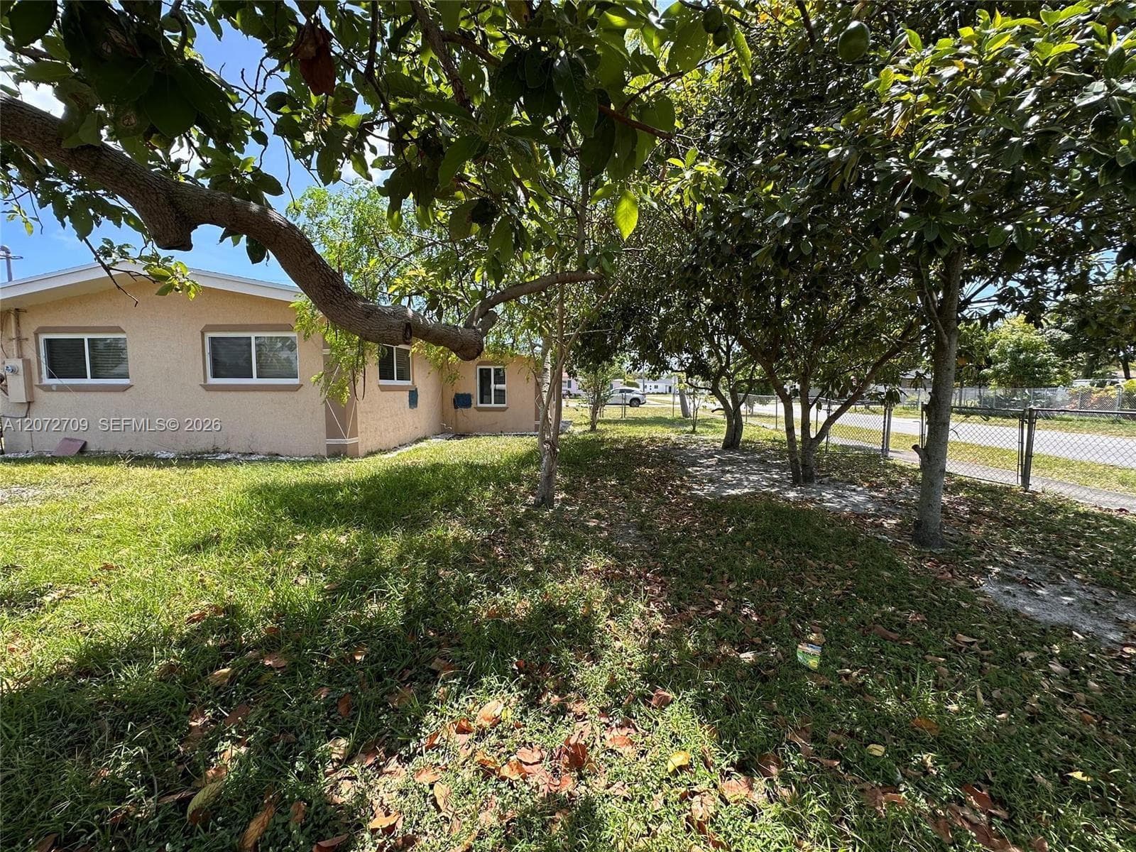 17150 NE 4th Pl, North Miami Beach, FL 33162 — zdjęcie 3