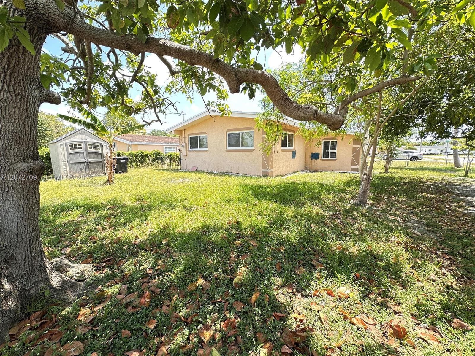 17150 NE 4th Pl, North Miami Beach, FL 33162 — zdjęcie 4