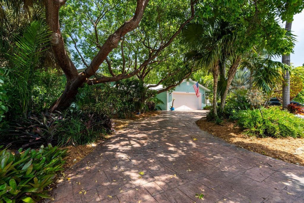 2823 NE 35TH Court, Lighthouse Point, FL 33064 — zdjęcie 2