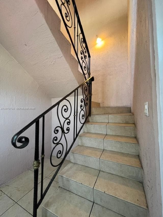 2836 SW 2nd St # 2, Miami, FL 33135 — zdjęcie 2