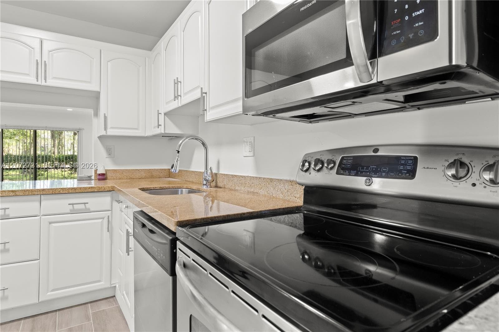 7925 Fairview Dr # 105, Tamarac, FL 33321 — zdjęcie 5