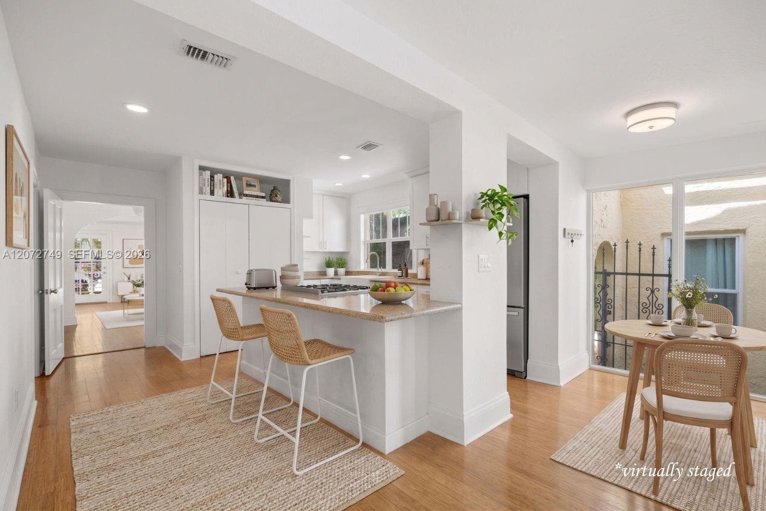 2521 Inagua Ave, Miami, FL 33133 — zdjęcie 4