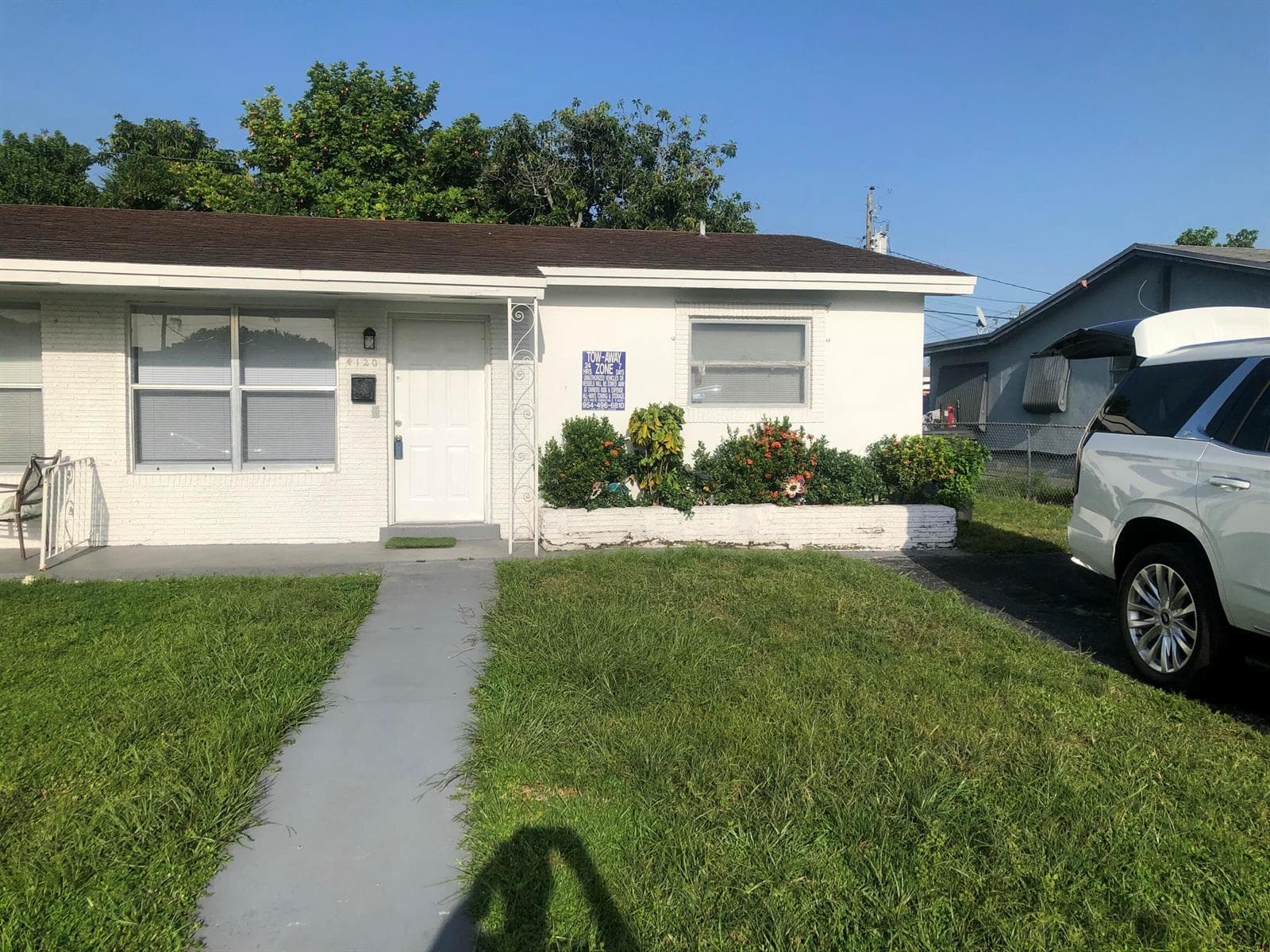 4120 NW 39TH Avenue, Lauderdale Lakes, FL 33309