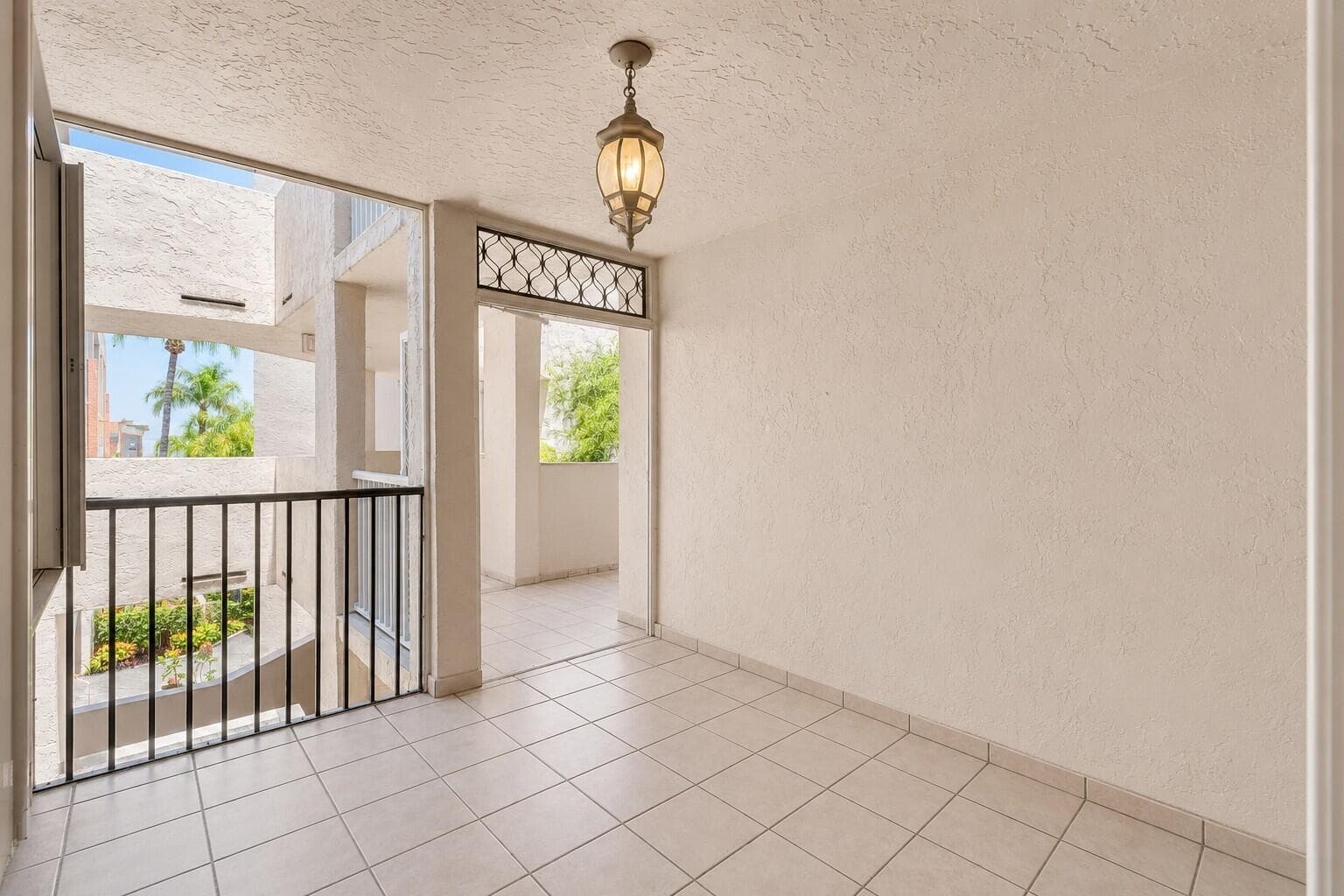 7557 GRANVILLE Drive # 305, Tamarac, FL 33321 — zdjęcie 3