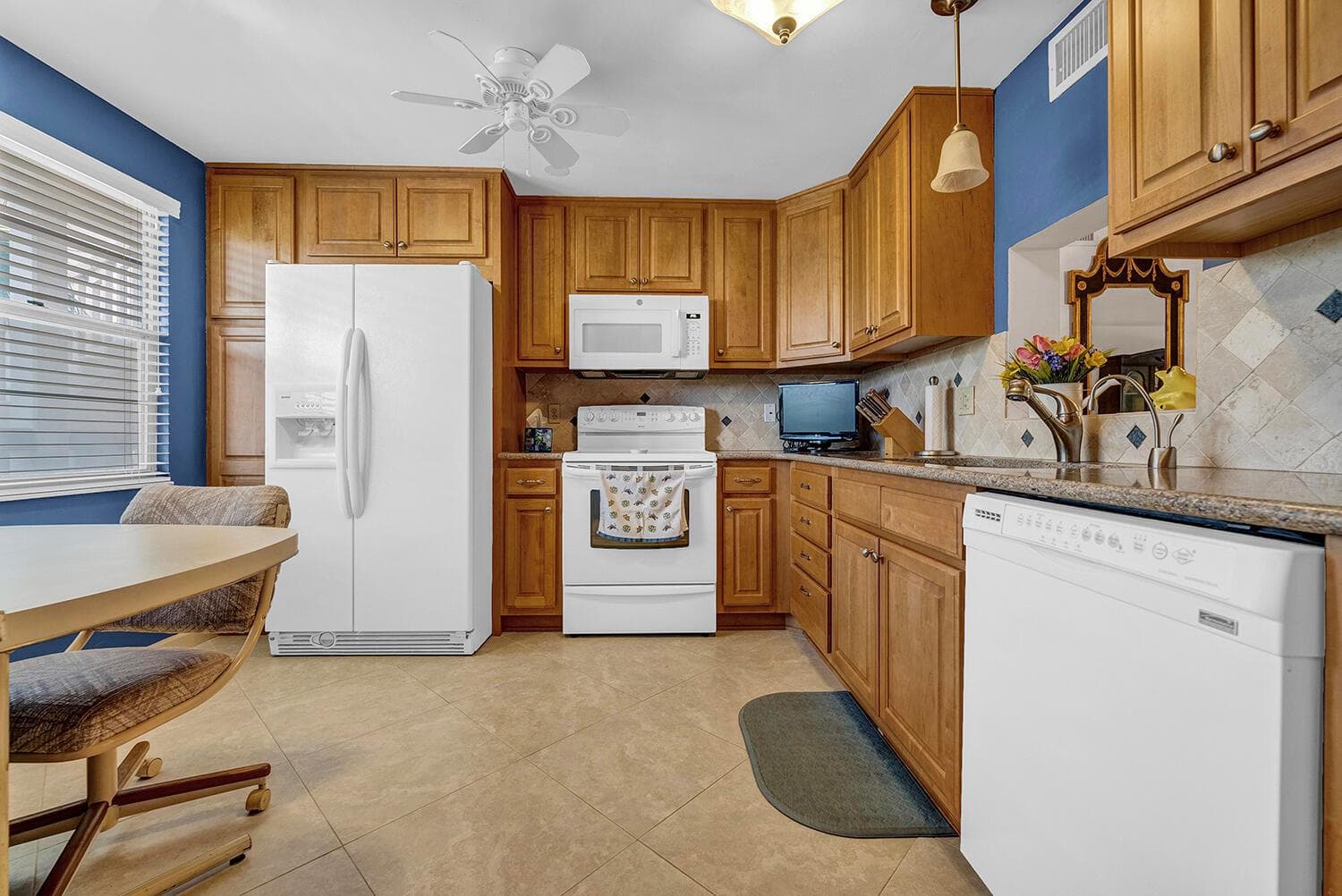 2202 LUCAYA Bend # C3, Coconut Creek, FL 33066