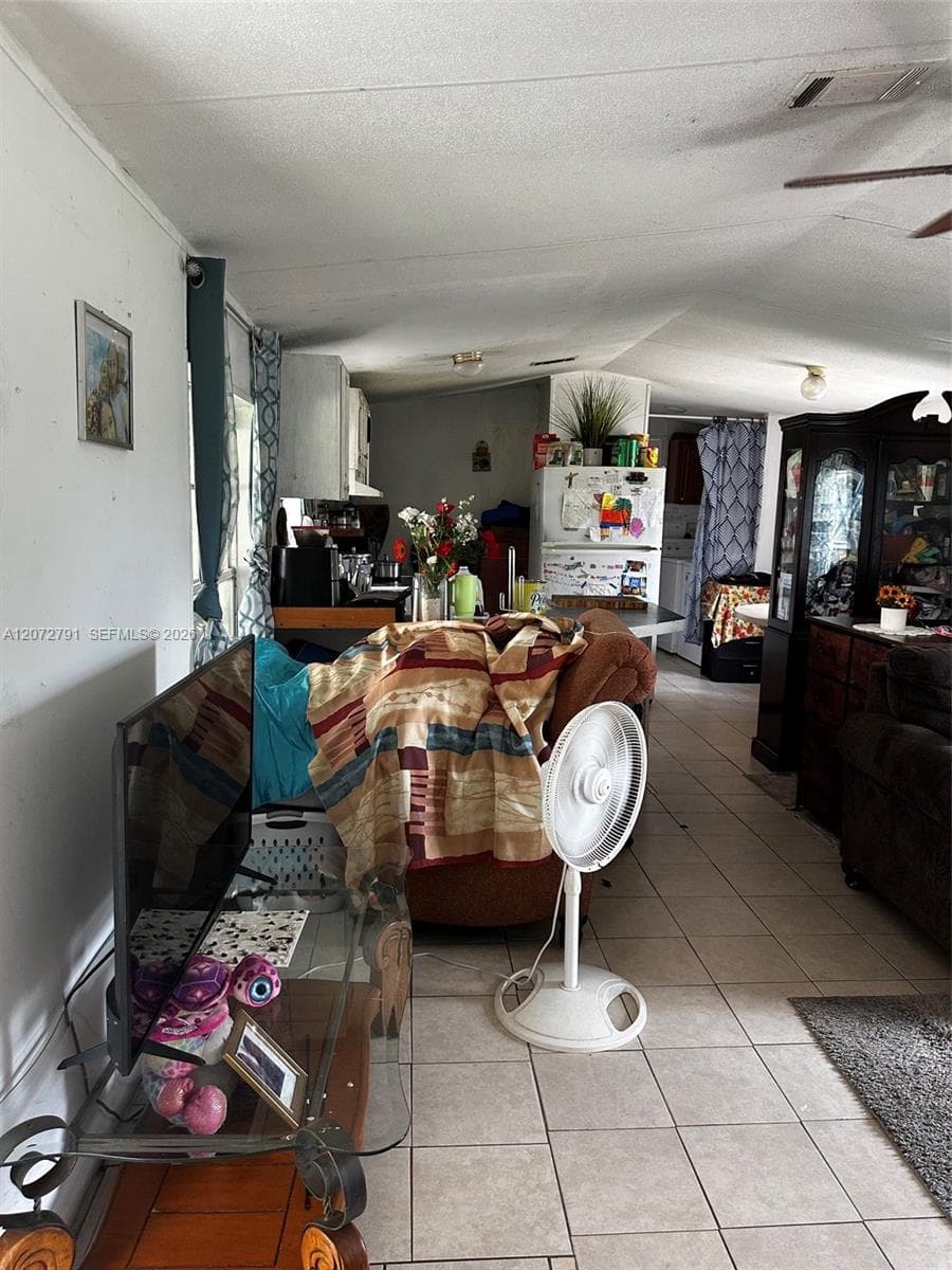 635 N FRONDA, Clewiston, FL 33440 — zdjęcie 3