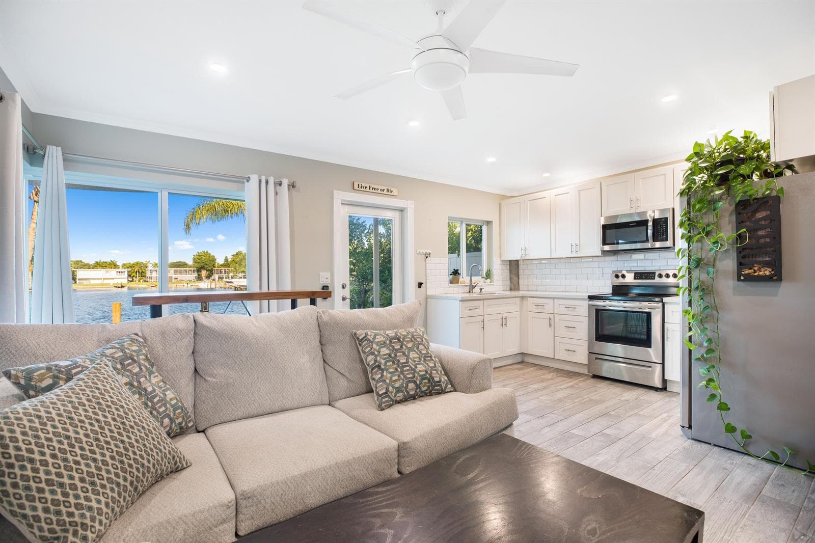 1400 SE 7TH Avenue # 2, Pompano Beach, FL 33060 — zdjęcie 2