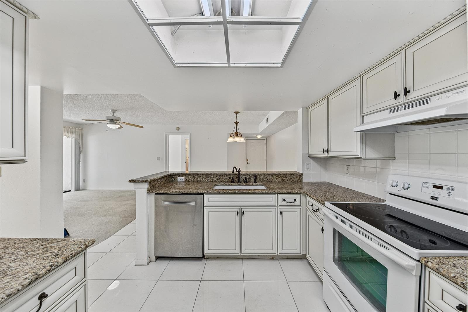 9088 W ATLANTIC Boulevard # 525, Coral Springs, FL 33071 — zdjęcie 2