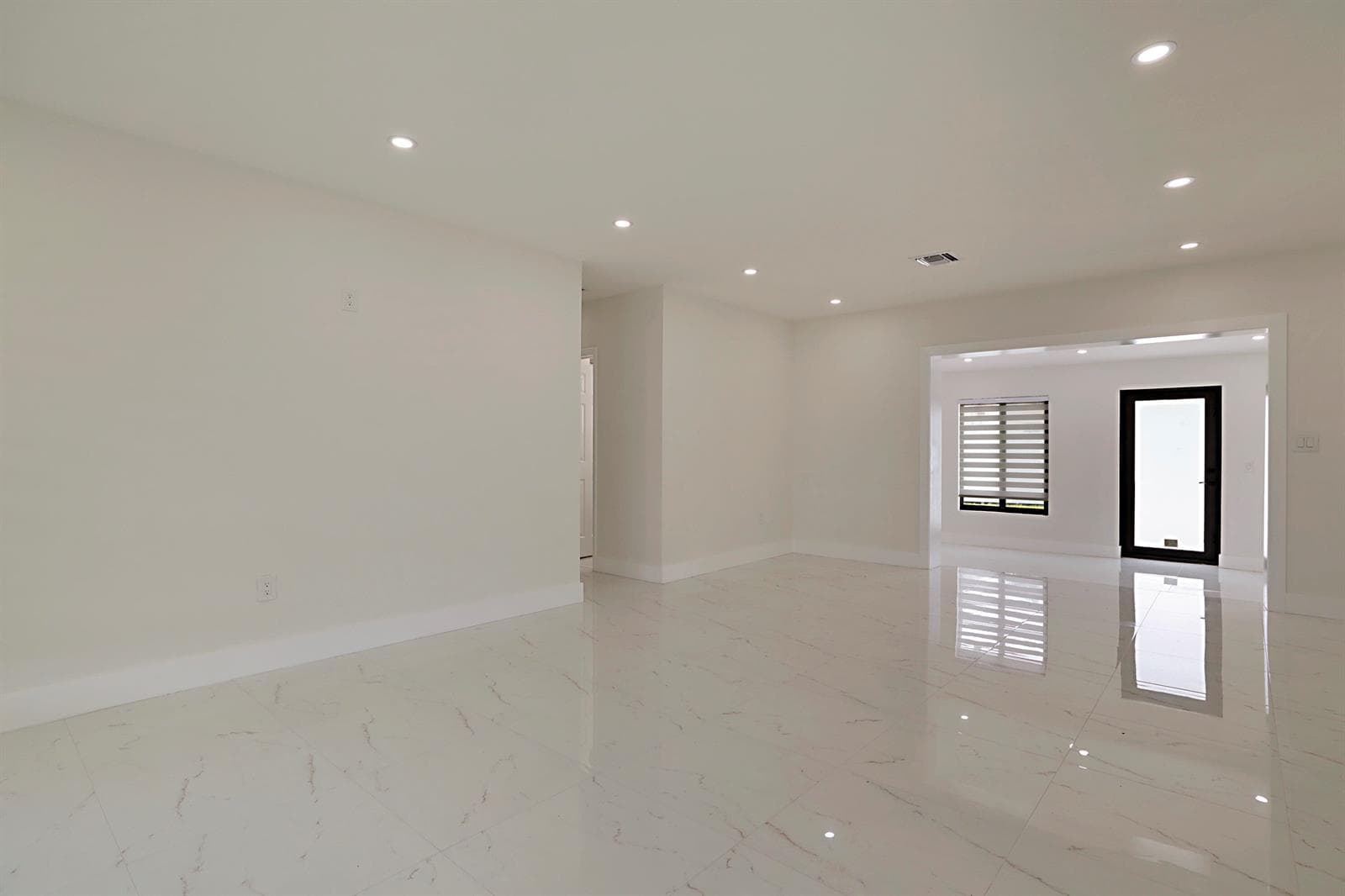 421 FONTANA Drive, Palm Springs, FL 33461 — zdjęcie 3