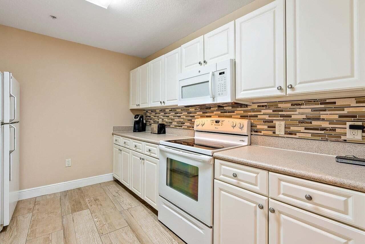 1200 Town Center Drive # 425, Jupiter, FL 33458