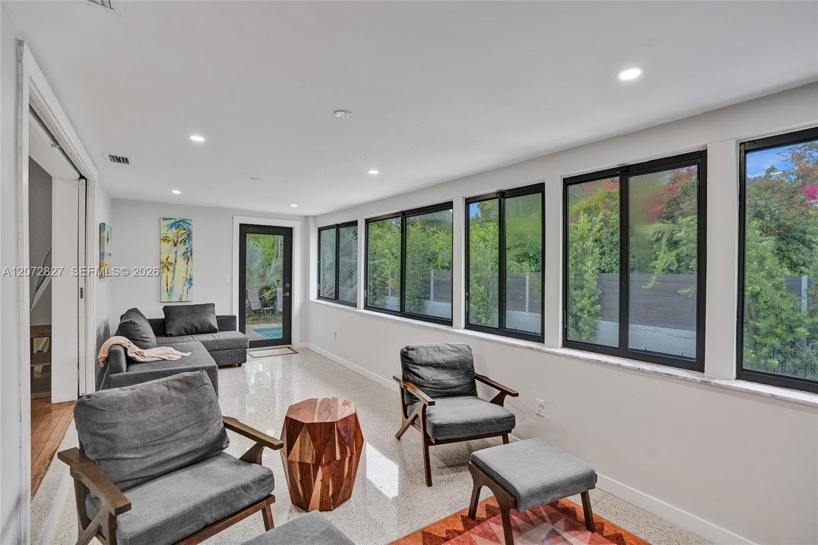 1064 NE 97th St, Miami Shores, FL 33138 — zdjęcie 5