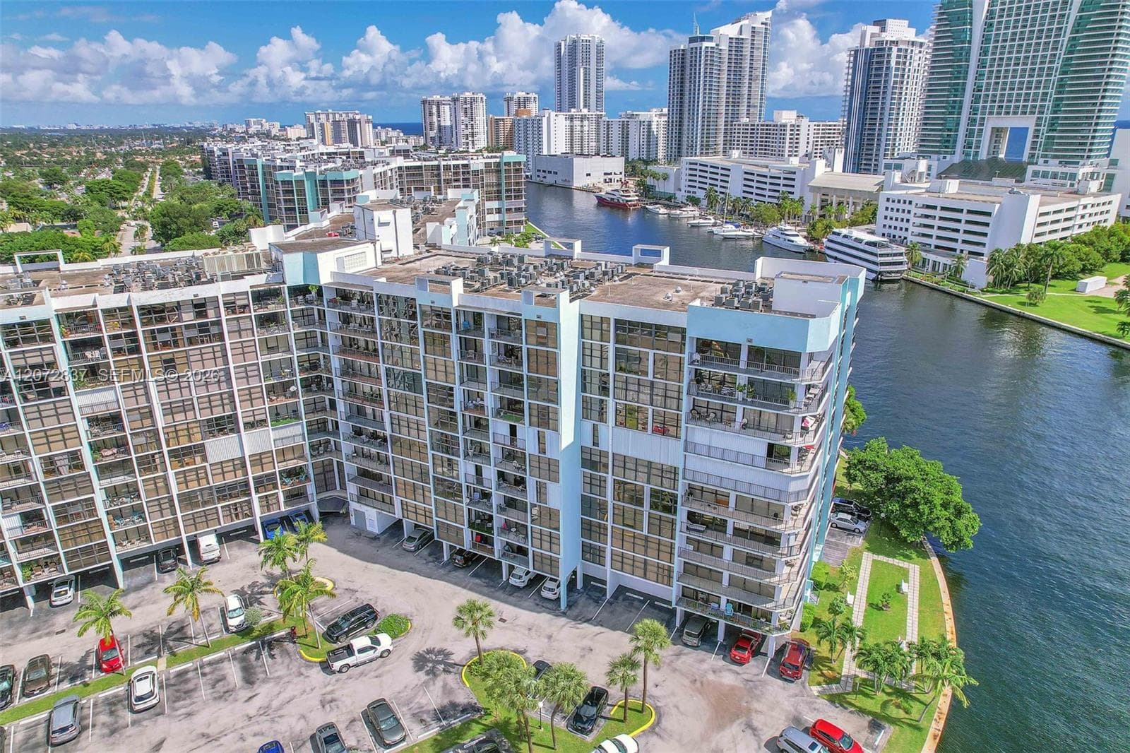 200 Leslie Dr # 818, Hallandale Beach, FL 33009 — zdjęcie 4