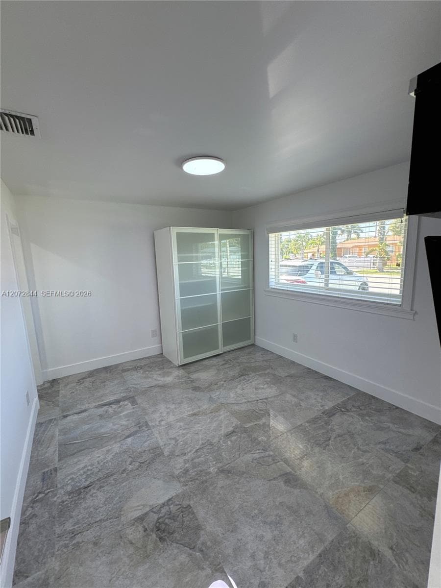 5500 NW 178th Ter, Miami Gardens, FL 33055 — zdjęcie 2