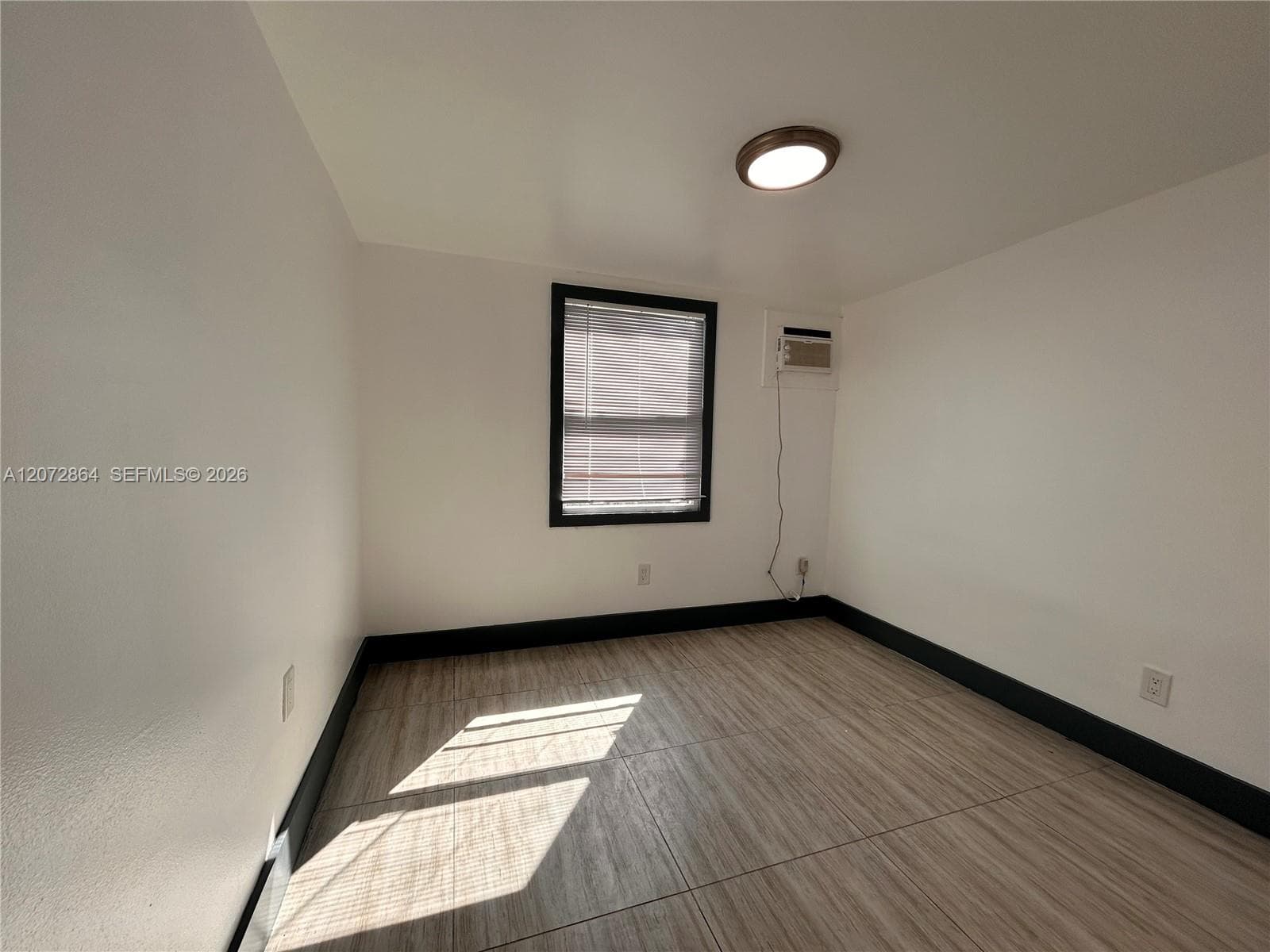1928 Wilson St # 3, Hollywood, FL 33020 — zdjęcie 4