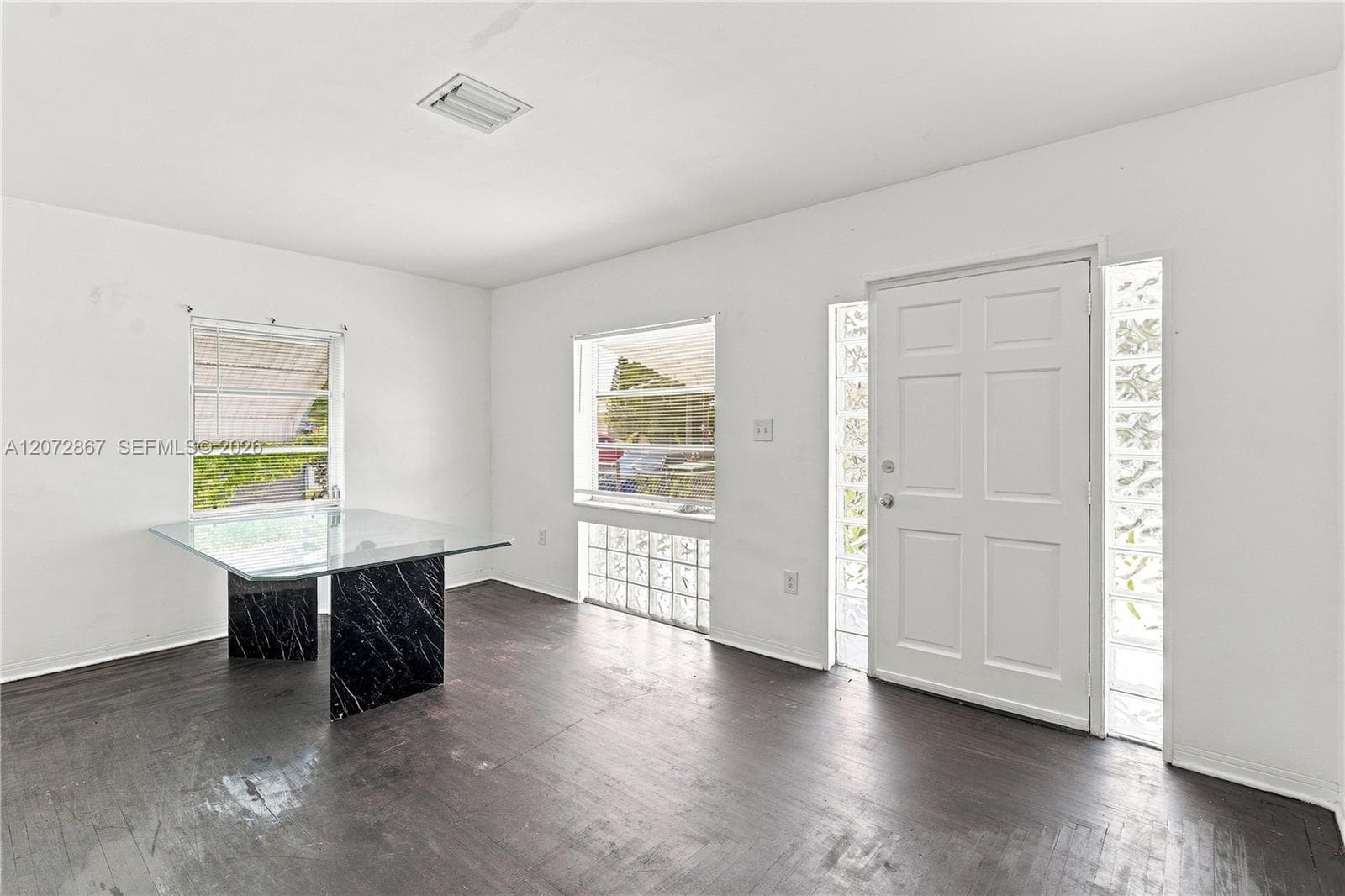 126 SE 4th St, Hallandale Beach, FL 33009 — zdjęcie 3