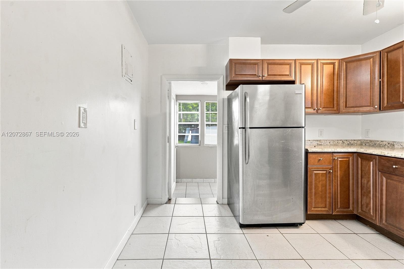 126 SE 4th St, Hallandale Beach, FL 33009 — zdjęcie 5
