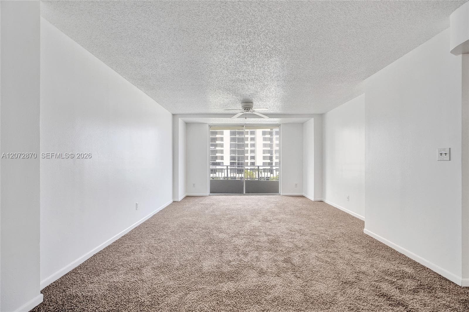 770 Claughton Island Dr # 709, Miami, FL 33131 — zdjęcie 3